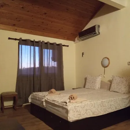 Oasis Pensionat Kiten (Burgas)