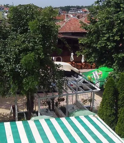 Vendégház Oasis Kiten